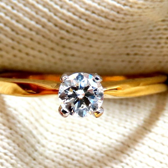 GIA certified .30ct Round Natural Diamond Ring 14kt Classic  GIA certified .30ct Round Diamond Ring 14kt Classic F/si2